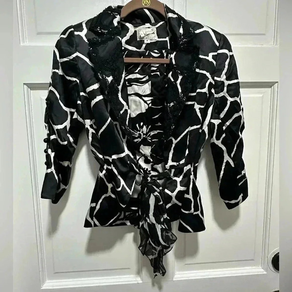Vintage Alberto Makali Animal Print 100% silk blazer made in USA size 4 - Picture 3 of 7